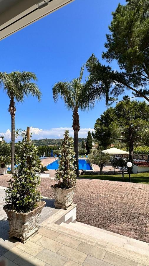 Hotel La Tombola Agropoli Luaran gambar