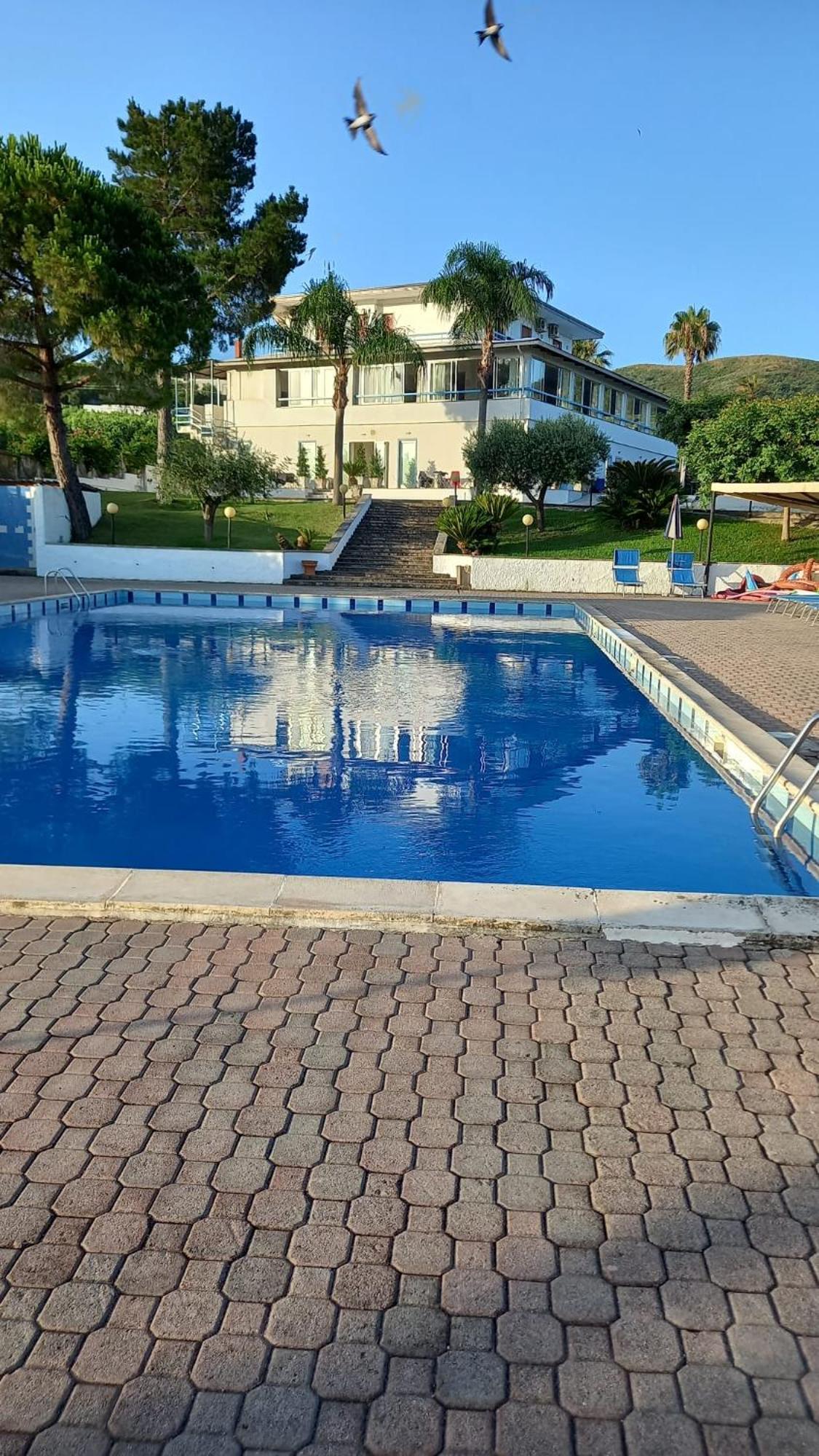 Hotel La Tombola Agropoli Luaran gambar